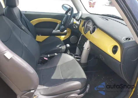 2005 Mini Cooper S из США, поврежденный, VIN WMWRE33555TL13520